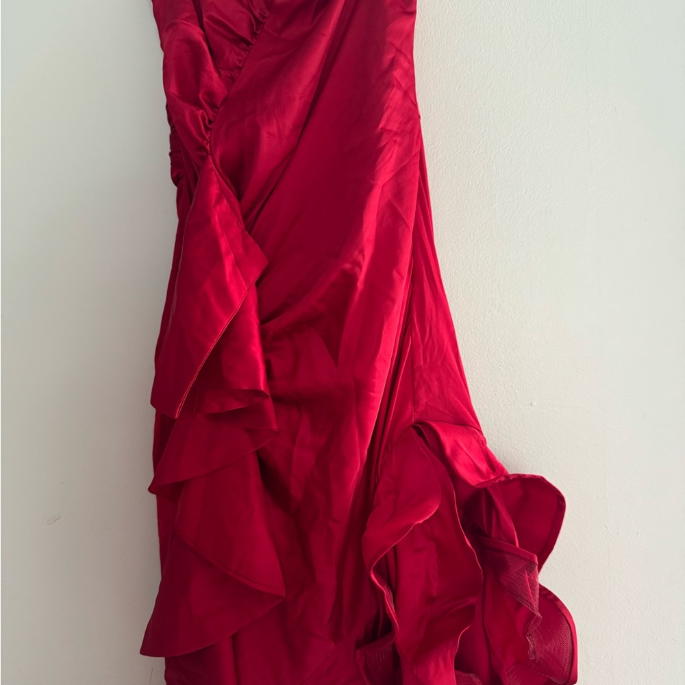 Elegant Red Ruffle Dress - Picture 2 of 2